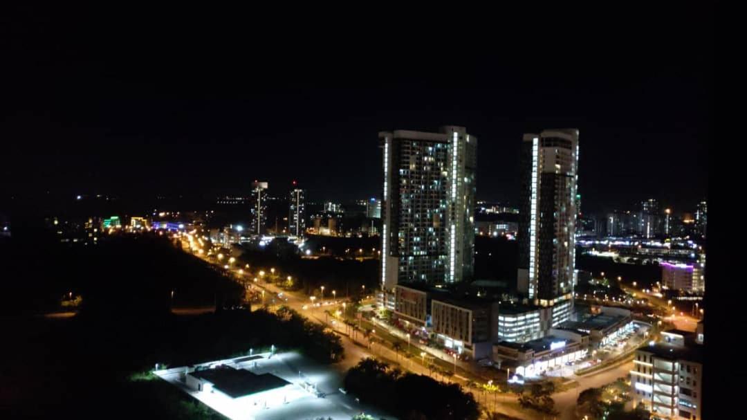 Cozy Studio Unit,Cyberjaya,Wifi, Netflix,Free Parking Exterior foto