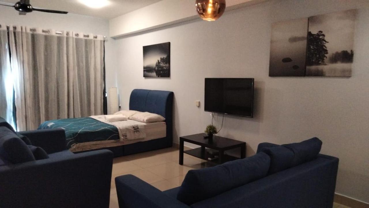 Cozy Studio Unit,Cyberjaya,Wifi, Netflix,Free Parking Exterior foto